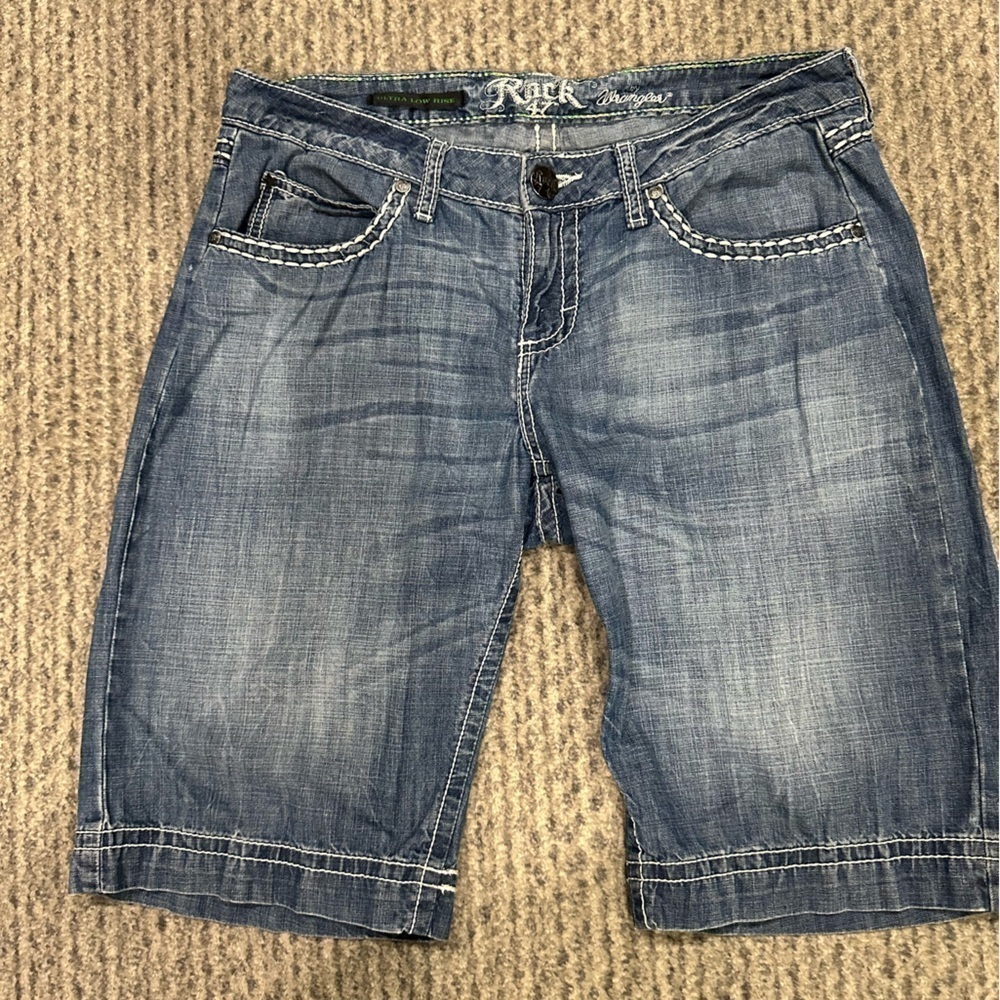 Wrangler Rock 47 Ultra Low Rise Shorts, EUC!